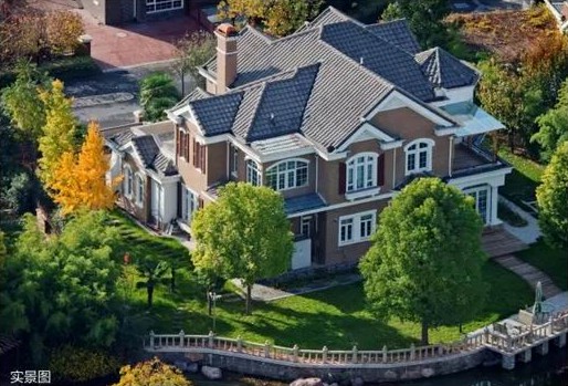 院子愈大，，，愈从容